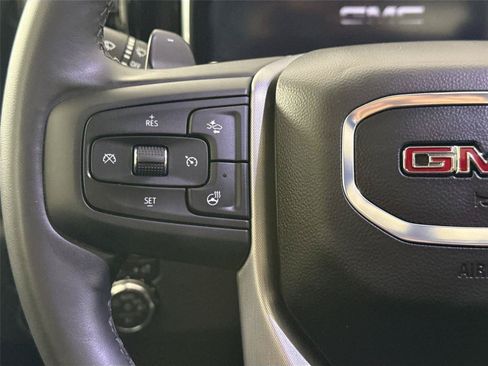 Used 2025 GMC Sierra 1500 Elevation w/ Elevation Premium Package AWD/4WD image 18