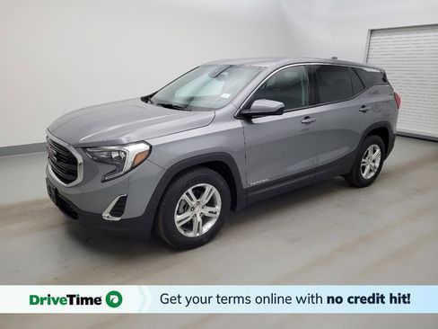 Used 2020 GMC Terrain SLE image 1