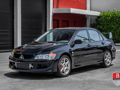 Used 2004 Mitsubishi Lancer Evolution AWD/4WD image 4