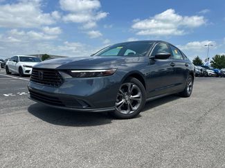 Used 2023 Honda Accord EX video 1