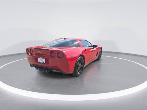 Used 2005 Chevrolet Corvette Coupe w/ Preferred Equipment Group RWD image 8