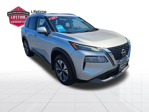 Used 2023 Nissan Rogue SV w/ SV Premium B Package AWD/4WD image 5