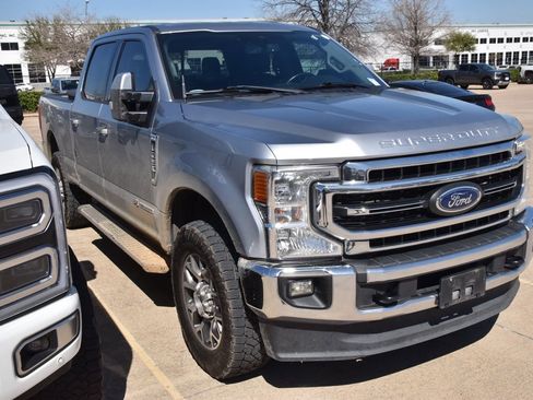 Used 2021 Ford F250 Lariat w/ Lariat Value Package image 4