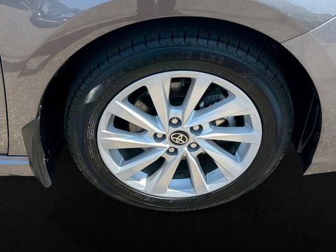 Used 2024 Toyota Camry SE FWD image 12