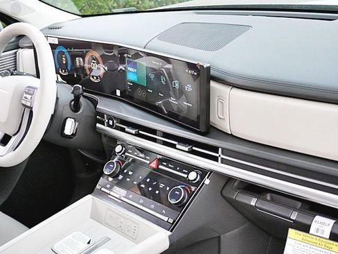 New 2026 Hyundai Santa Fe SEL image 13