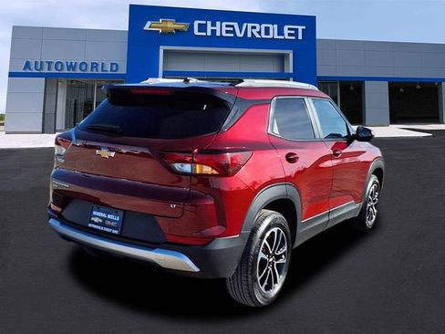 Used 2025 Chevrolet TrailBlazer LT image 7