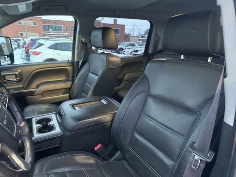 Used 2016 GMC Sierra 2500 Denali w/ Duramax Plus Package image 16