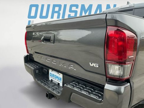 Used 2023 Toyota Tacoma SR image 23