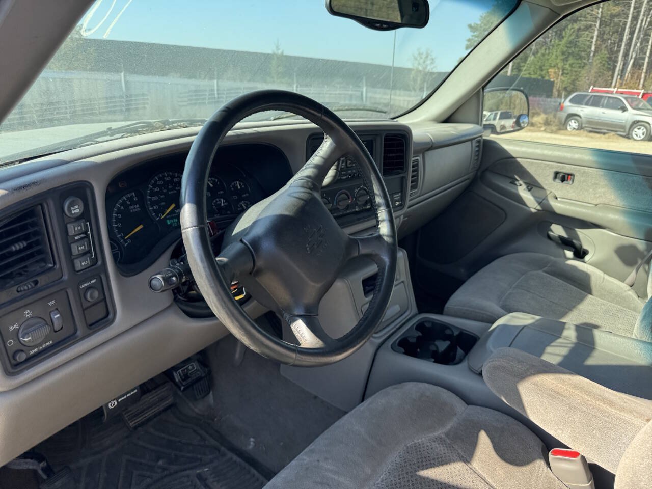 Used 2000 Chevrolet Silverado 1500 LS w/ Off-Road Chassis Pkg AWD/4WD image 29