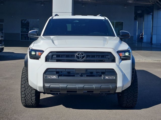 Used 2025 Toyota 4Runner SR5 AWD/4WD image 3