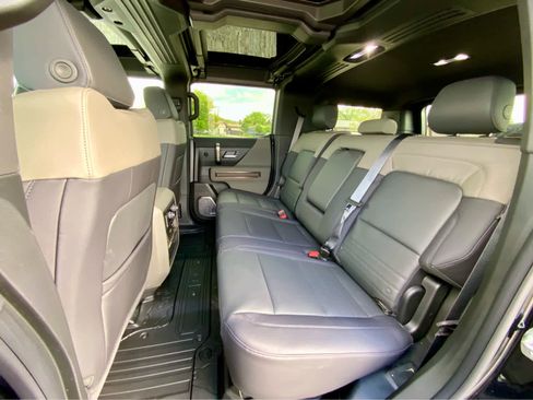 New 2025 GMC Hummer EV 3X w/ LPO, Illumination Package image 26