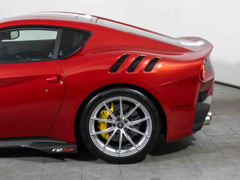 Certified 2016 Ferrari F12tdf image 13
