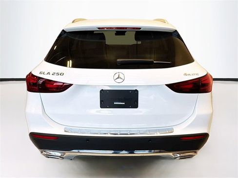 Certified 2025 Mercedes-Benz GLA 250 4MATIC image 6