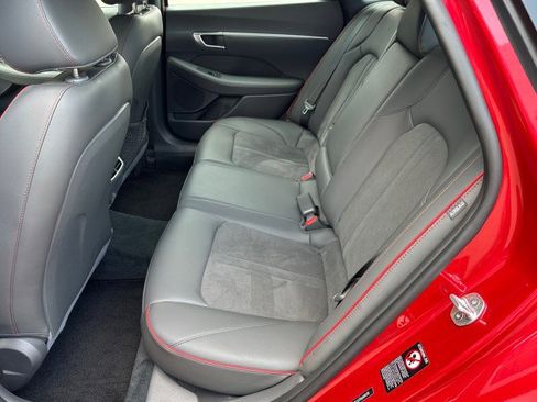 Used 2021 Hyundai Sonata SEL Plus w/ Preferred Accessory Package image 7