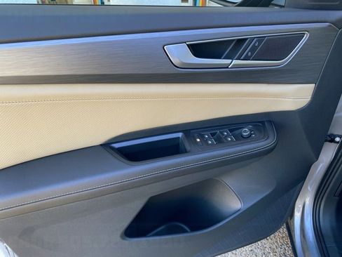 New 2026 Volkswagen Atlas Cross Sport SE AWD/4WD image 11