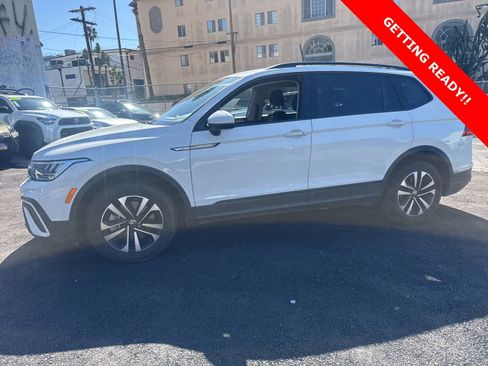Used 2023 Volkswagen Tiguan S image 3