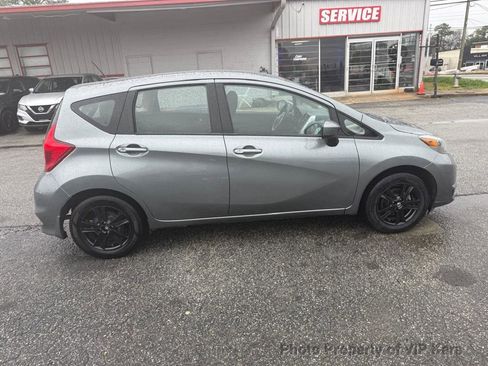 Used 2018 Nissan Versa Note SV image 3