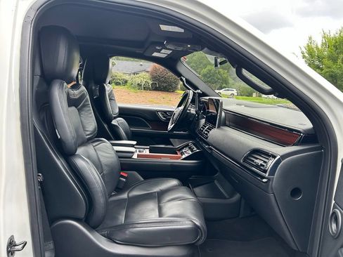 Used 2020 Lincoln Navigator Reserve w/ Luxury Package AWD/4WD image 58