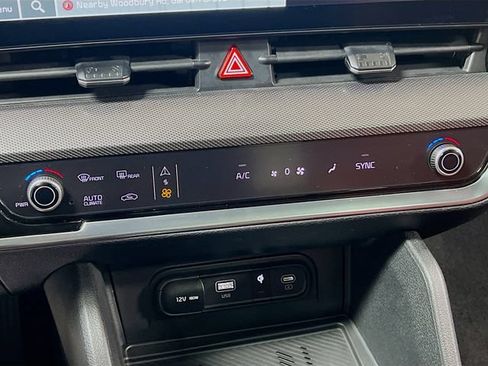 Certified 2023 Kia Sportage SX FWD image 16
