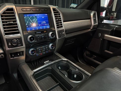 Used 2018 Ford F350 Platinum w/ Platinum Ultimate Package image 17