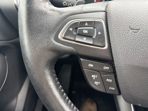 Used 2017 Ford Escape Titanium AWD/4WD image 20