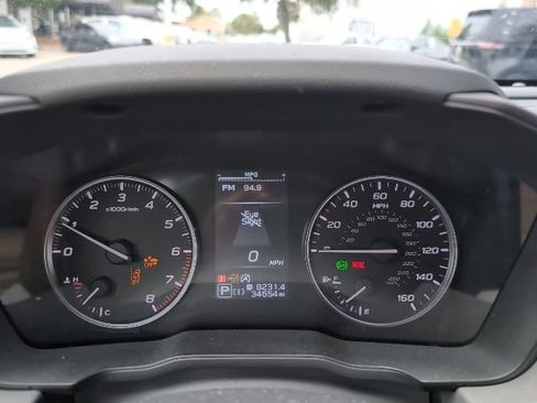 Used 2025 Subaru Crosstrek 2.0i Premium AWD/4WD image 13