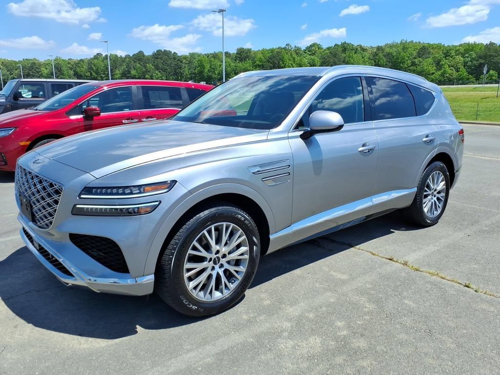 Used 2025 Genesis GV80 2.5T Standard AWD/4WD image 3