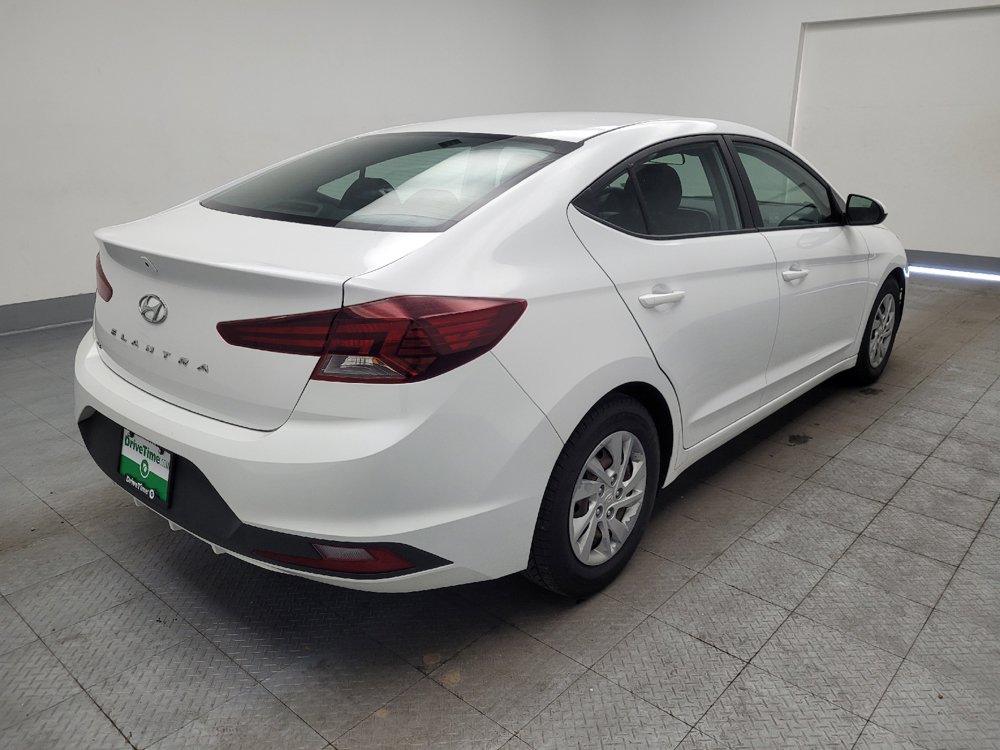 Used 2020 Hyundai Elantra SE w/ Cargo Package (C1) FWD image 9