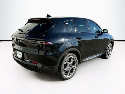 Used 2024 Alfa Romeo Tonale Veloce image 9