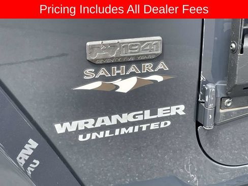 Used 2017 Jeep Wrangler Unlimited Sahara w/ Max Tow Package AWD/4WD image 11
