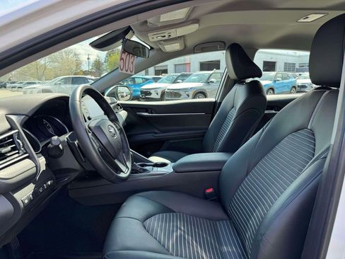 Used 2024 Toyota Camry SE w/ Cold Weather Package image 16