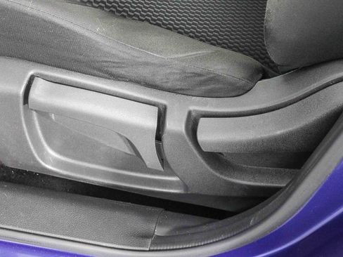 Used 2018 Nissan Rogue Sport S w/ S Appearance Package image 22