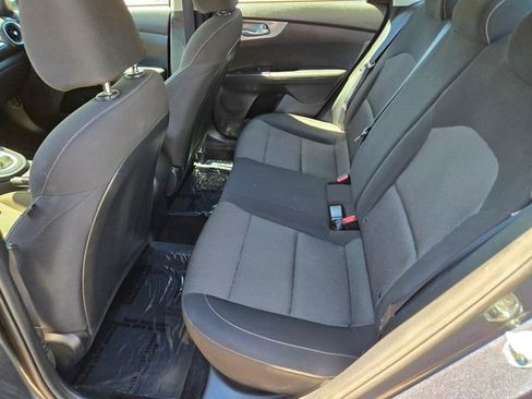 Used 2023 Kia Forte LXS image 14