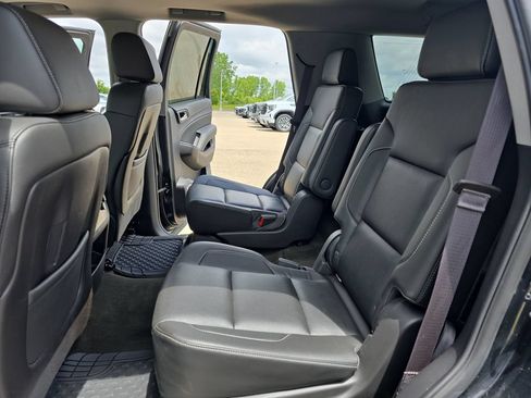 Used 2016 GMC Yukon SLT AWD/4WD image 17