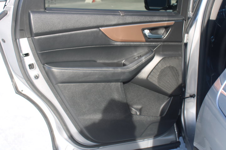 Used 2022 Acura MDX w/ Technology Package AWD/4WD image 13