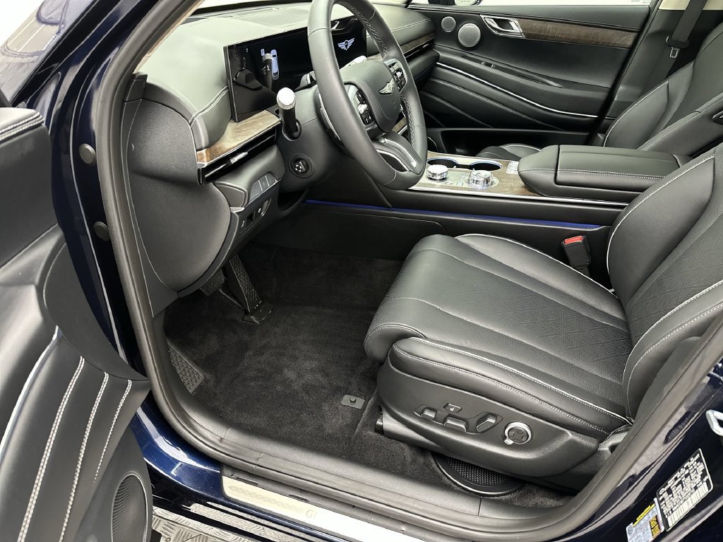 Used 2026 Genesis GV80 2.5T Prestige AWD/4WD image 11