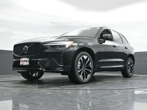 New 2026 Volvo XC60 B5 Plus w/ Protection Package Premier AWD/4WD image 42