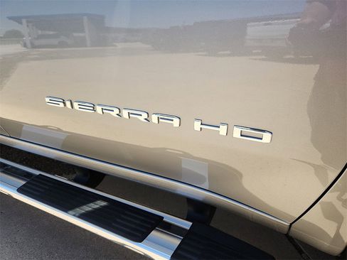 New 2025 GMC Sierra 2500 SLT w/ Texas SLT Premium Package image 12