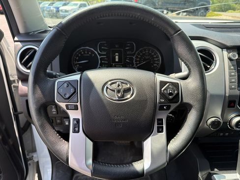 Used 2021 Toyota Tundra Limited w/ Limited Premium Package AWD/4WD image 16