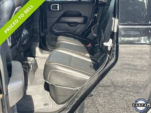 Used 2021 Jeep Gladiator Mojave AWD/4WD image 16