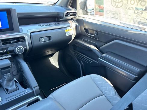 New 2026 Toyota Tacoma SR5 image 27