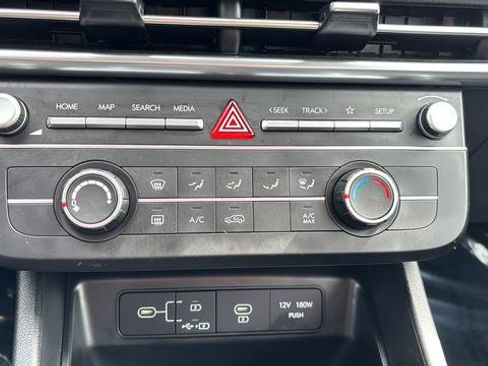 Certified 2025 Hyundai Tucson SE AWD/4WD image 13