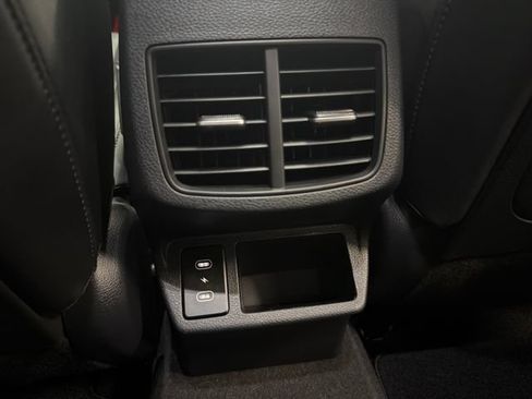 Certified 2024 Kia Seltos SX w/ SX Sunroof Package AWD/4WD image 15
