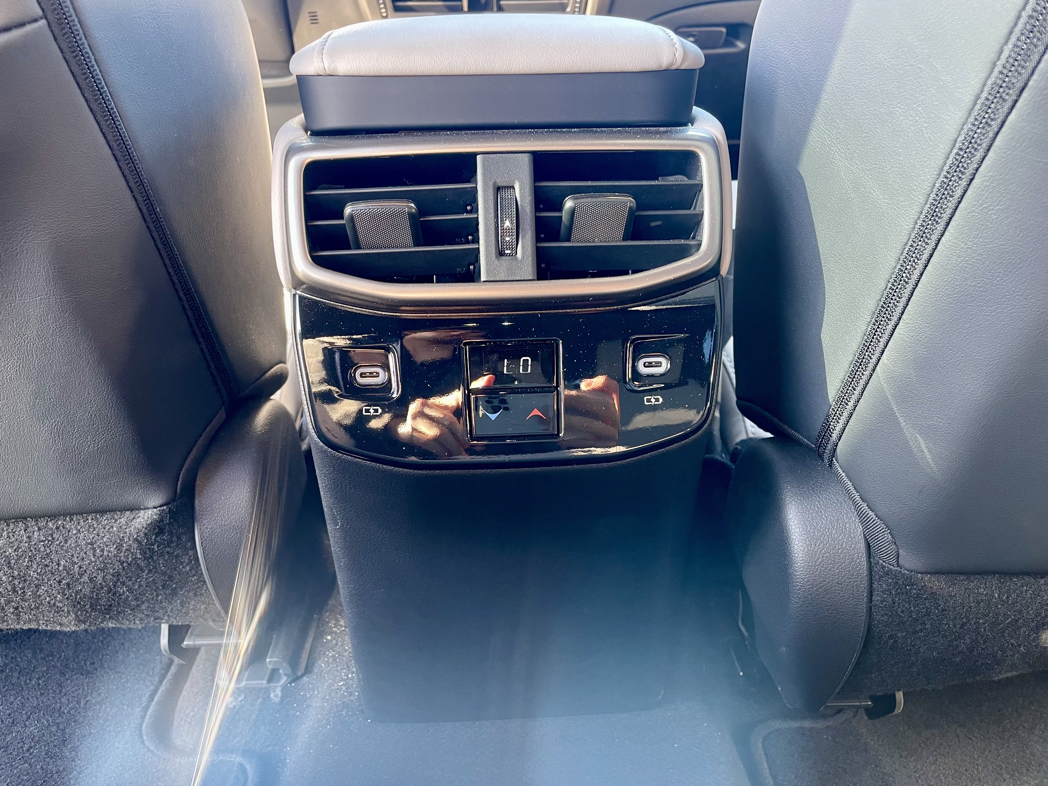 Used 2024 Lexus RX 350 Premium Plus w/ Convenience Package FWD image 23