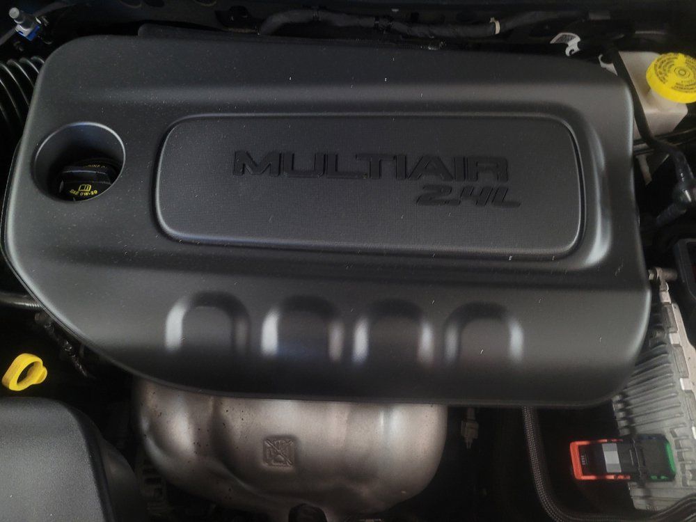 Used 2019 Jeep Cherokee Limited FWD image 30
