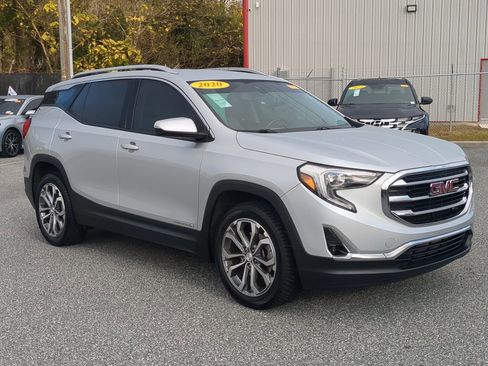Used 2020 GMC Terrain SLT w/ Preferred Package image 11