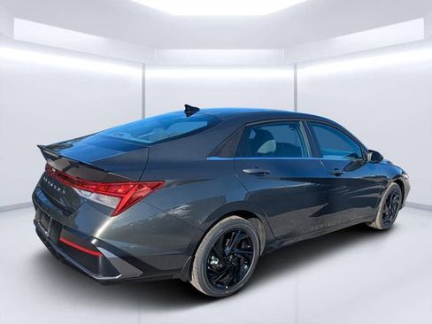 New 2026 Hyundai Elantra SEL Sport Premium FWD image 3