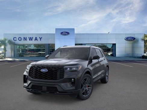 New 2026 Ford Explorer ST-Line w/ ST-Line Street Pack image 2