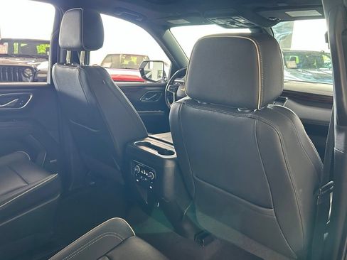 Used 2022 Chevrolet Tahoe Premier w/ Premium Package 2 RWD image 45