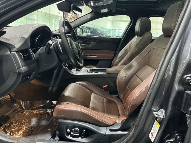 Used 2019 Jaguar XF S AWD/4WD image 72
